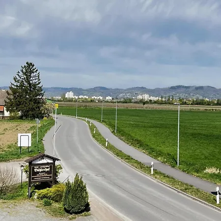 Bed and Breakfast Buehlerhof Heddesheim